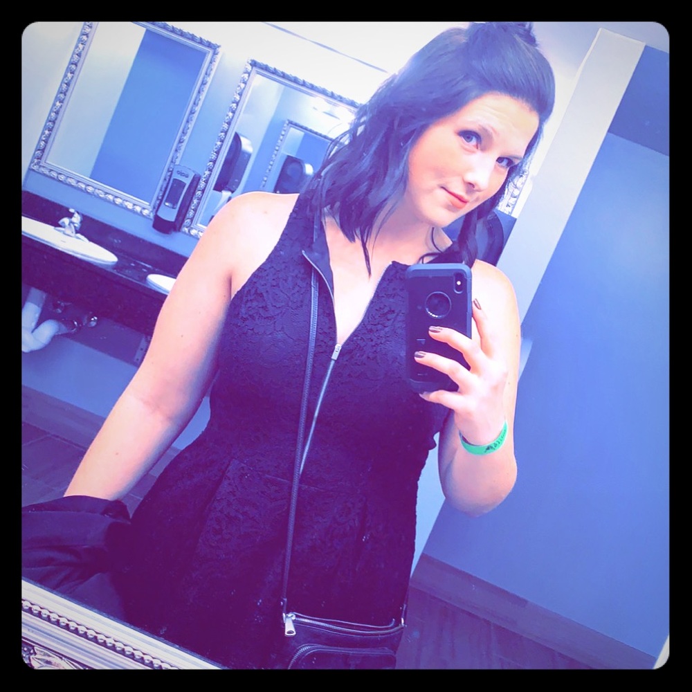 Meet your Posher, Ciera